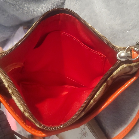 Coach Wristlet - Picture 5 of 7